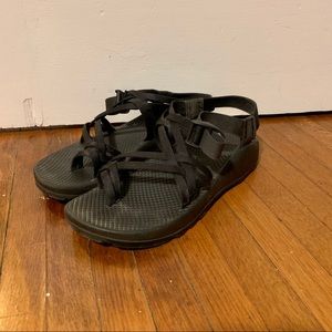 Black chacos